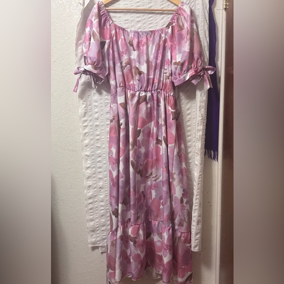 Floral Off-Shoulder Pink Dress - Picture 4 of 15